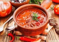 Мексиканский суп из фасоли и чили 